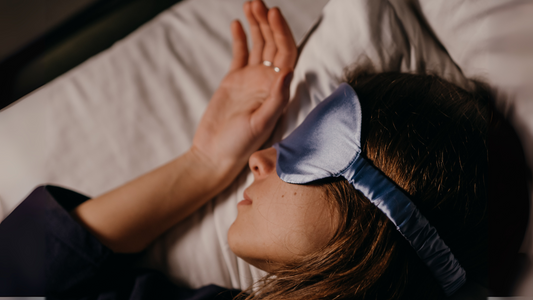 Natural Ways to Improve Sleep: Relaxing Baths, Magnesium & Evening Rituals